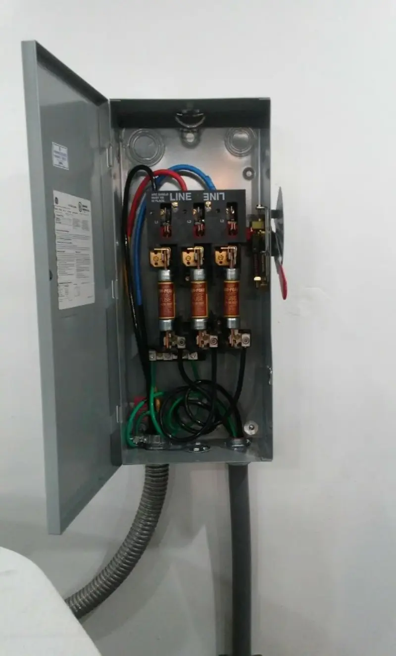 Three-phase disconnect switch installed for Smoke Detector Installation in Deerfield